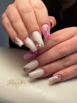 Salon de Manucure Diamond nails 0