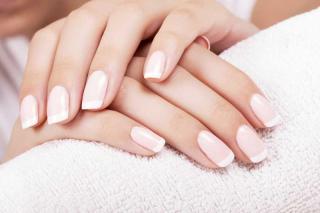 Salon de Manucure Les Ongles de Fraise 0